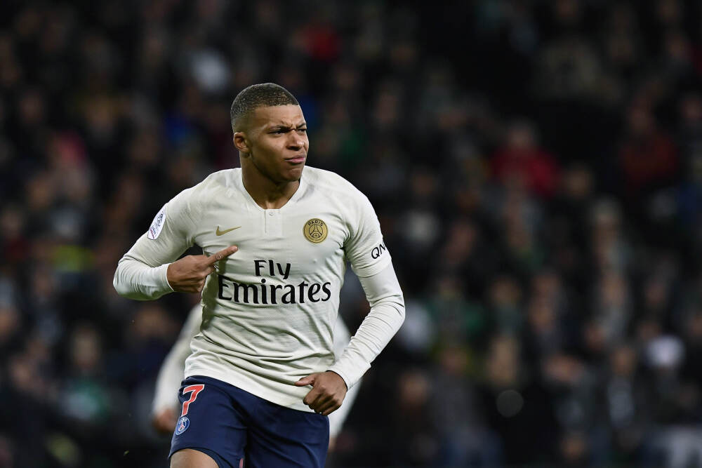 刚惹毛美俄两国，莫迪转头示好，重启赴华航班只是开始